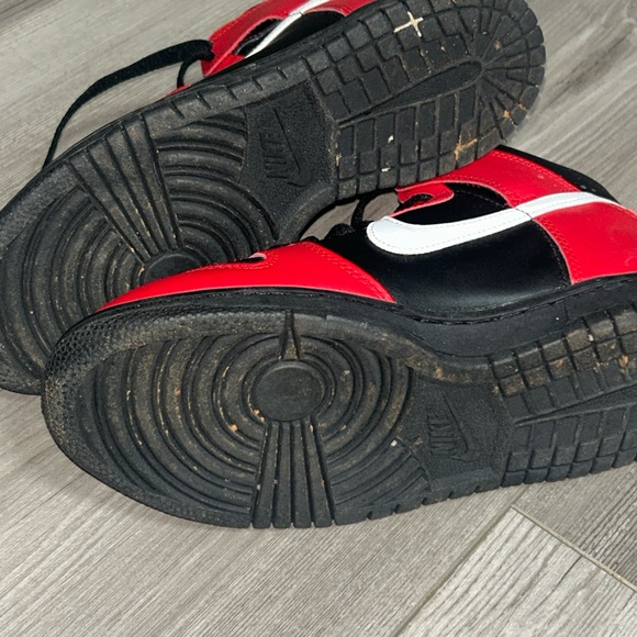 Nike Dunk High (GS) Black/White-University Red DB2179-003 Size 6.5Y - Picture 8 of 14